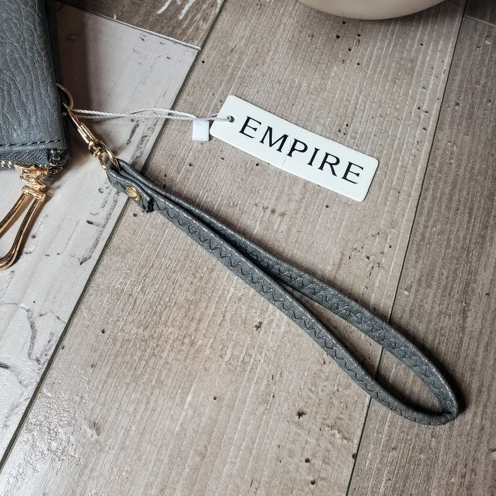 NWT Empire Gray Vegan Leather Women's Wristlet Wallet Small Bag